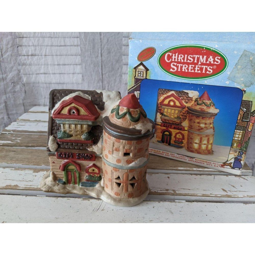 Christmas streets gift shop 1992 House village‎ min